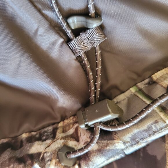 New Women's Under Armour Realtree Camo Puffer jacket - Picture 9 of 12